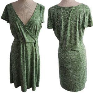 LOFT Size 12 Stretch Business Casual Green White Sheath Dress